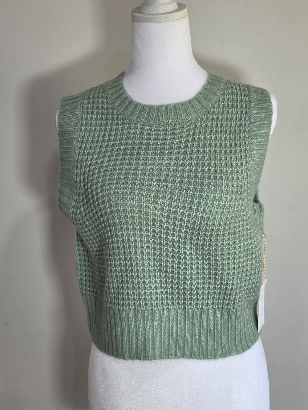 Sleeveless Knit Crop Sweater Vest in Sage Green